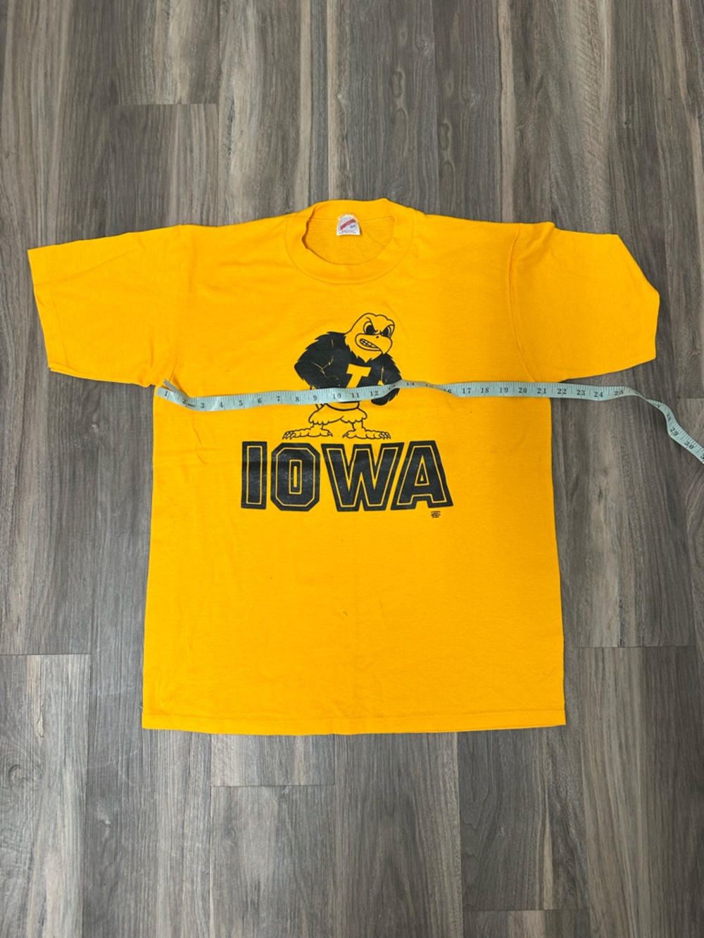 Vintage University of Iowa Herky The Hawk T-Shirt Jerzees Tag - Picture 3 of 7